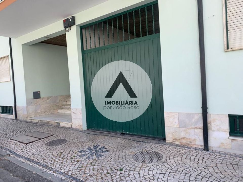 Garaje en Castelo Branco, Castelo Branco - foto 1