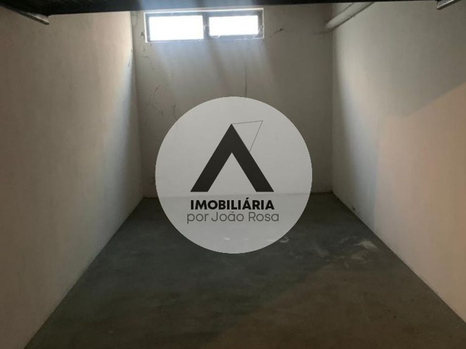 Garaje en Castelo Branco, Castelo Branco - foto 2