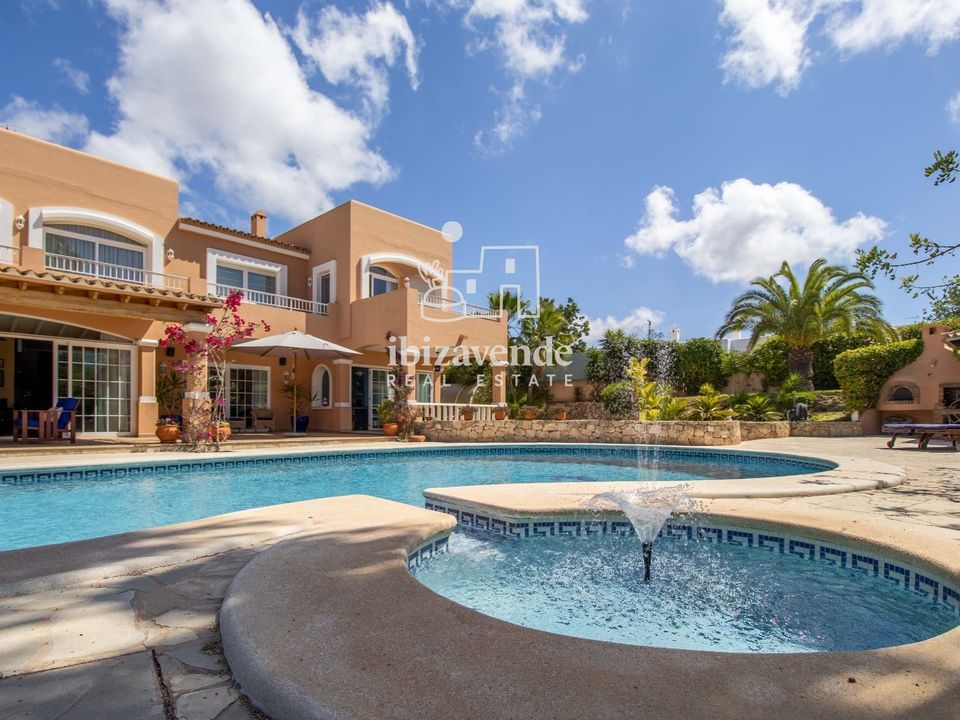 Villa i Santa Eulalia Del Rio, Ibiza - foto 2