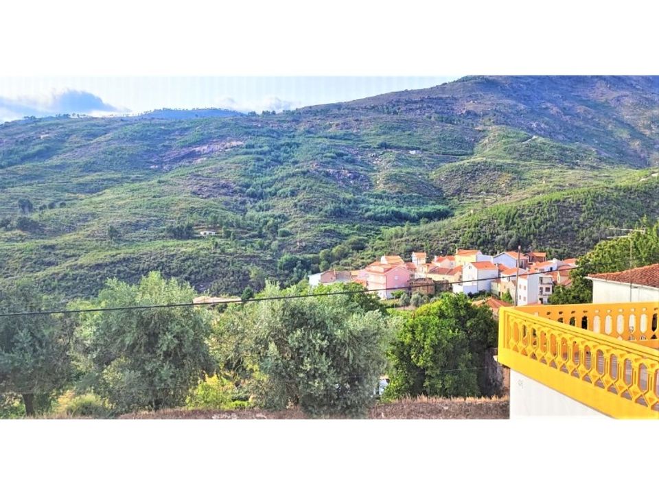 Erhvervsejendom i Covilha, Castelo Branco - foto 1