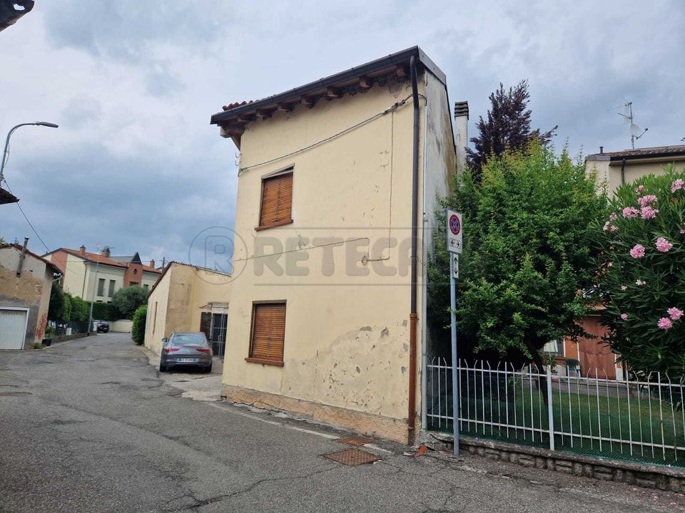 Villa i Castelvetro Piacentino, Piacenza - bilde 1