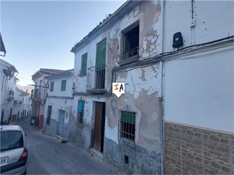 Casa de cidade em Castillo De Locubin, Jaen - foto 1