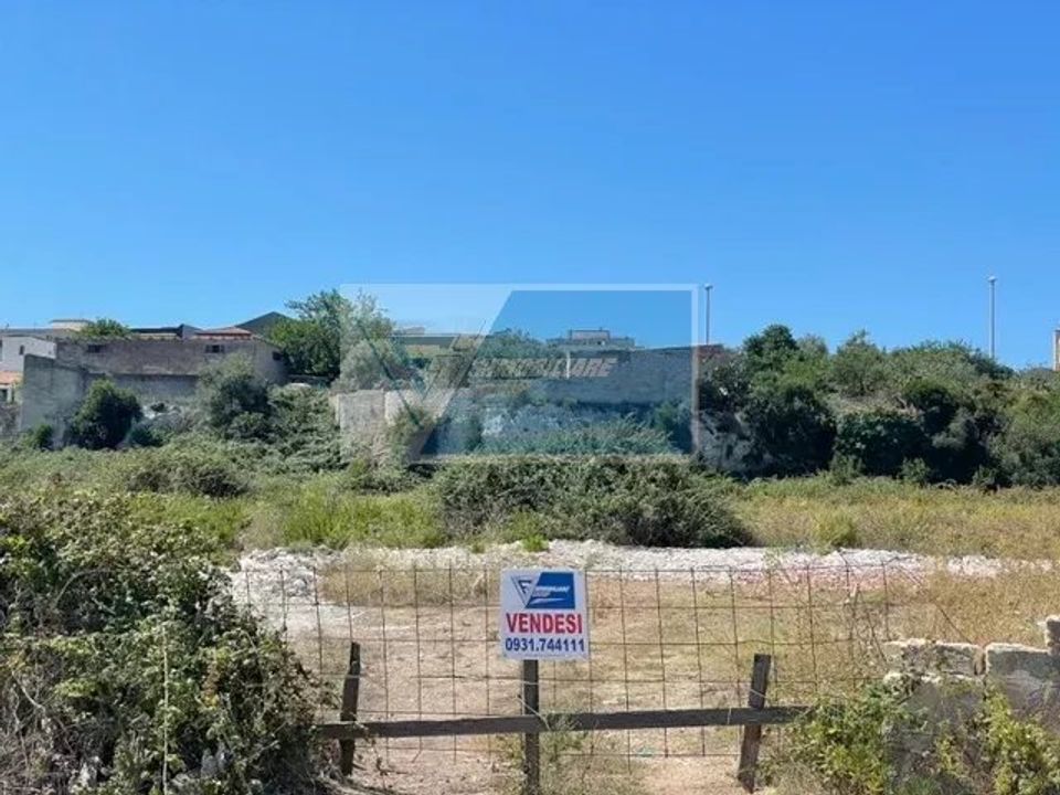 Helårsgrund i Melilli, Siracusa - foto 1
