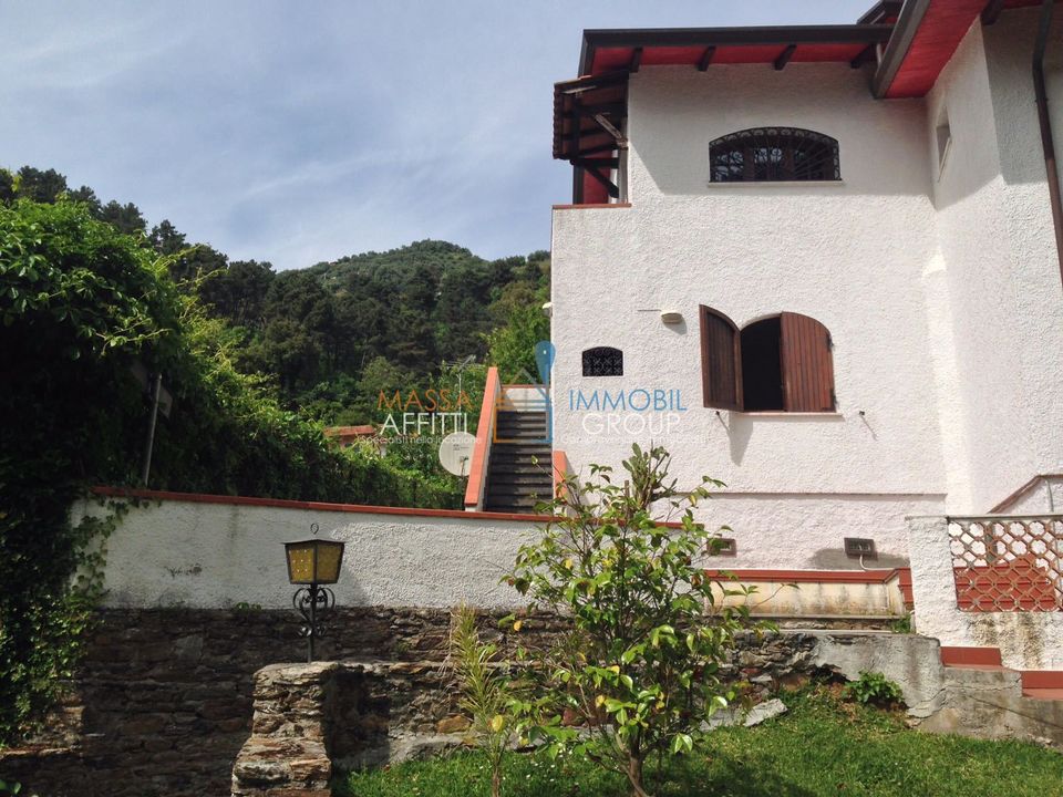 Villa i Montignoso, Massa and Carrara - foto 1