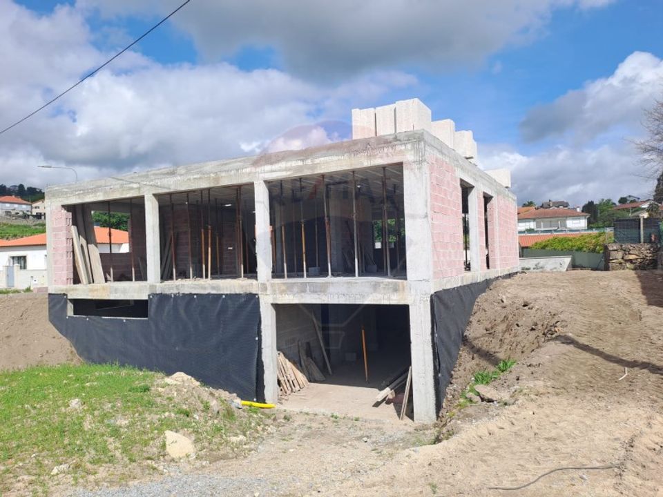 Villa i Arcos de Valdevez, Viana do Castelo - foto 1