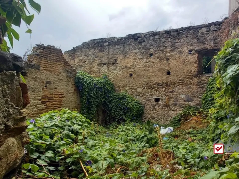 Landejendom i Messina, Messina - foto 1