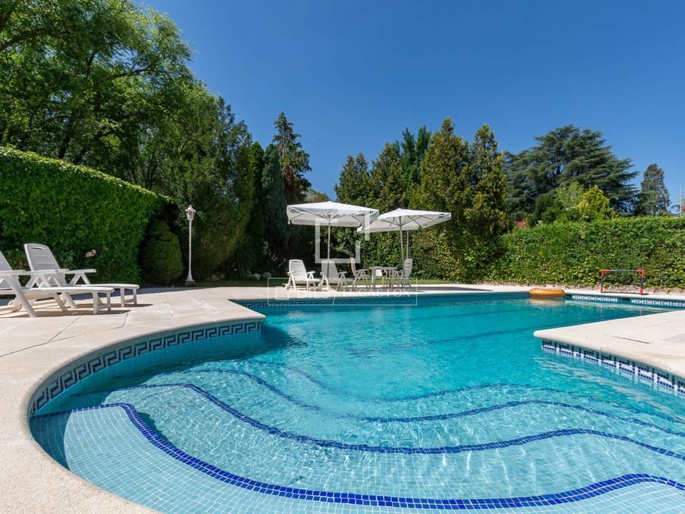 Villa i Pozuelo De Alarcon, Madrid - foto 2