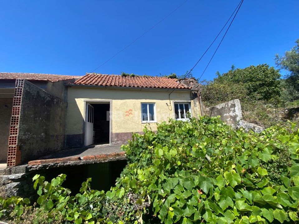 Ruinere i Penela, Coimbra - foto 2