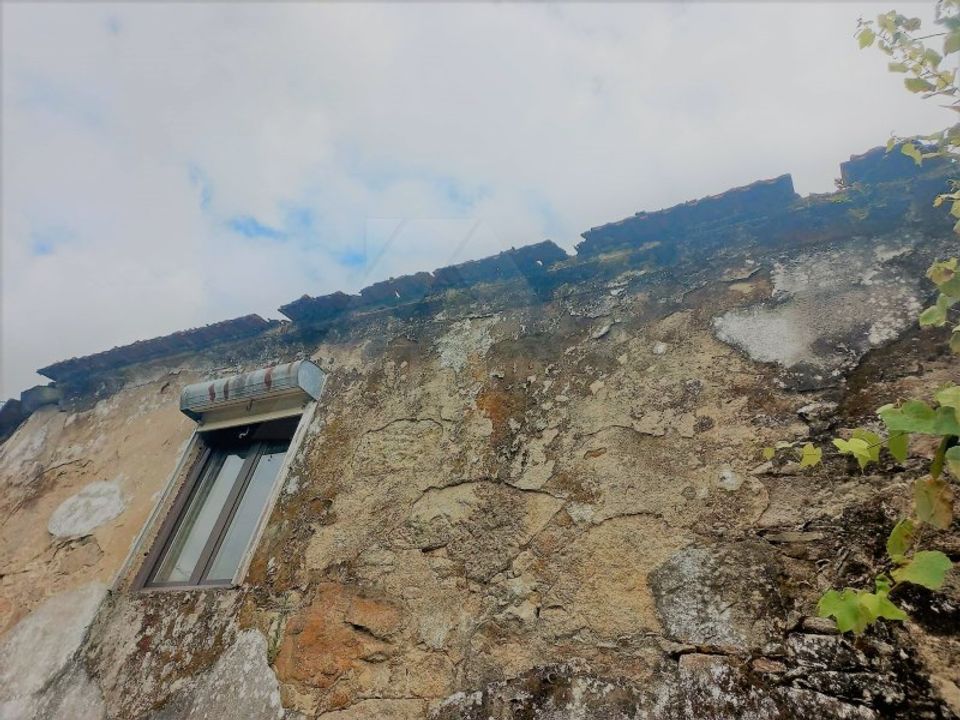 Ruinere i Paredes de Coura, Viana do Castelo - foto 5