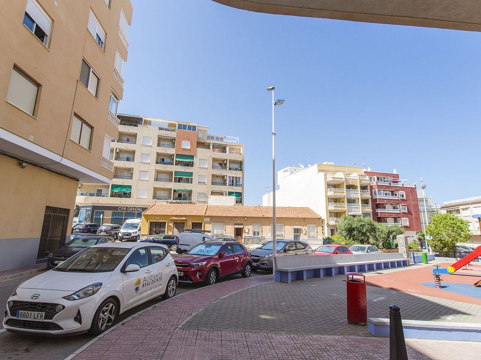 Erhvervsejendom i La Mata, Alicante - foto 4