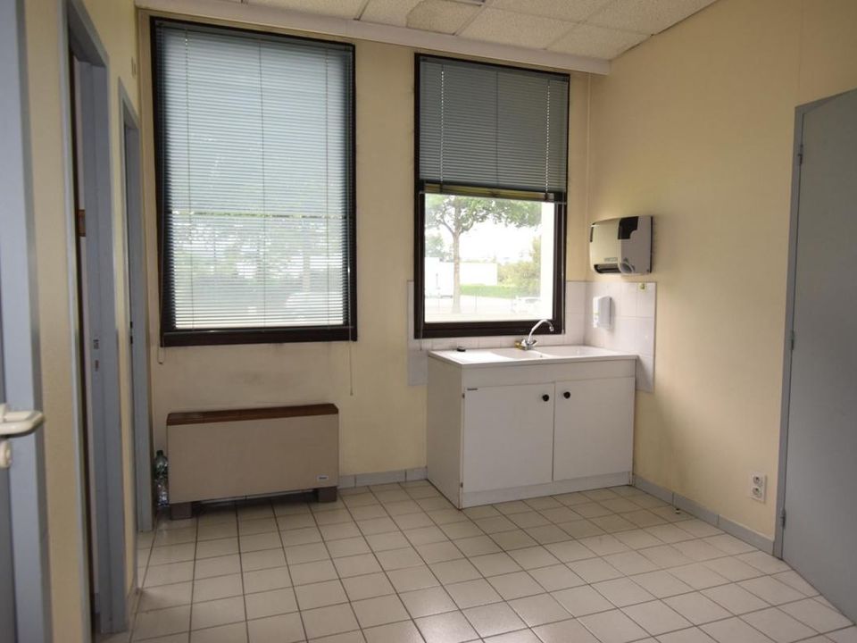 L'establiment comercial a Brive-la-Gaillarde, Correze - foto 1