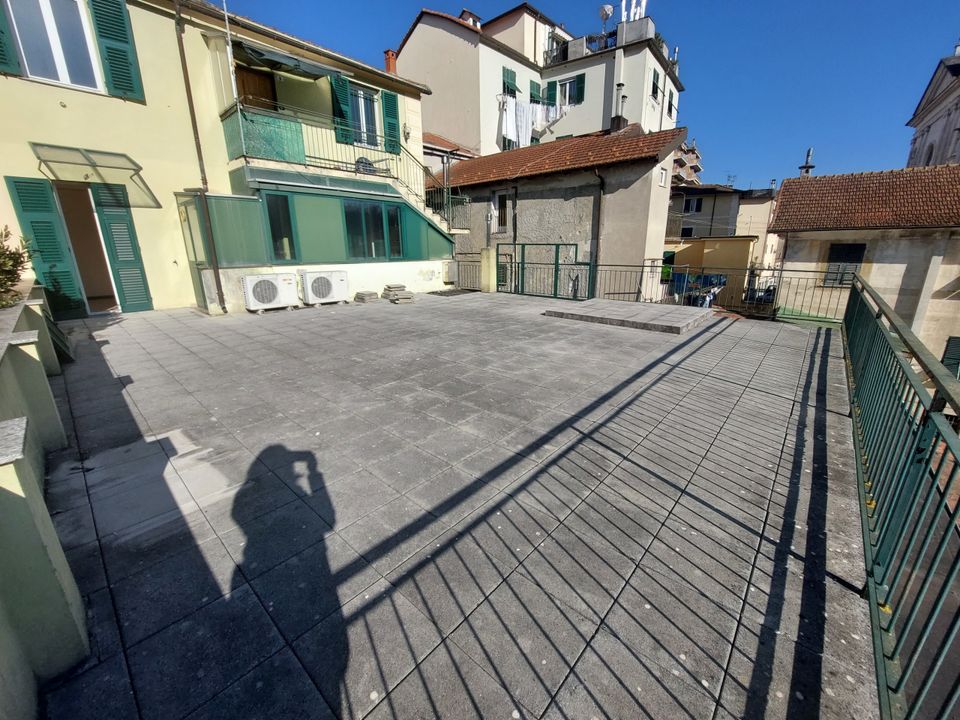 Erhvervsejendom i Campomorone, Genoa - foto 5