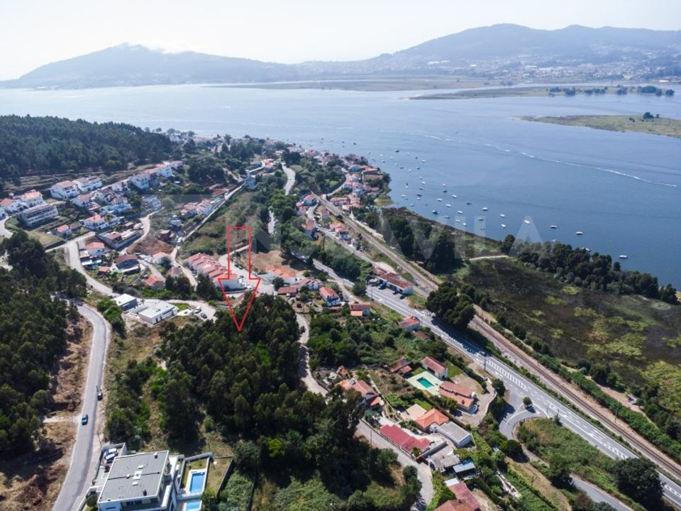 Helårsgrund i Caminha, Viana do Castelo - foto 1