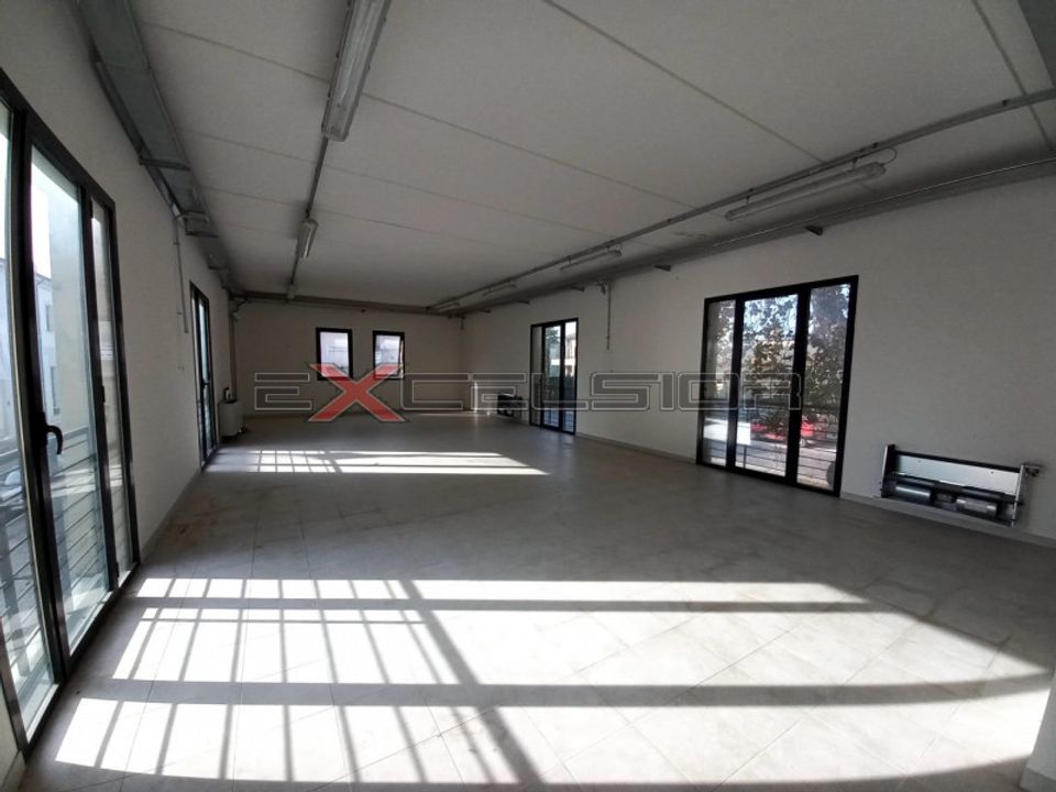 Erhvervsejendom i Cavarzere, Venice - foto 2