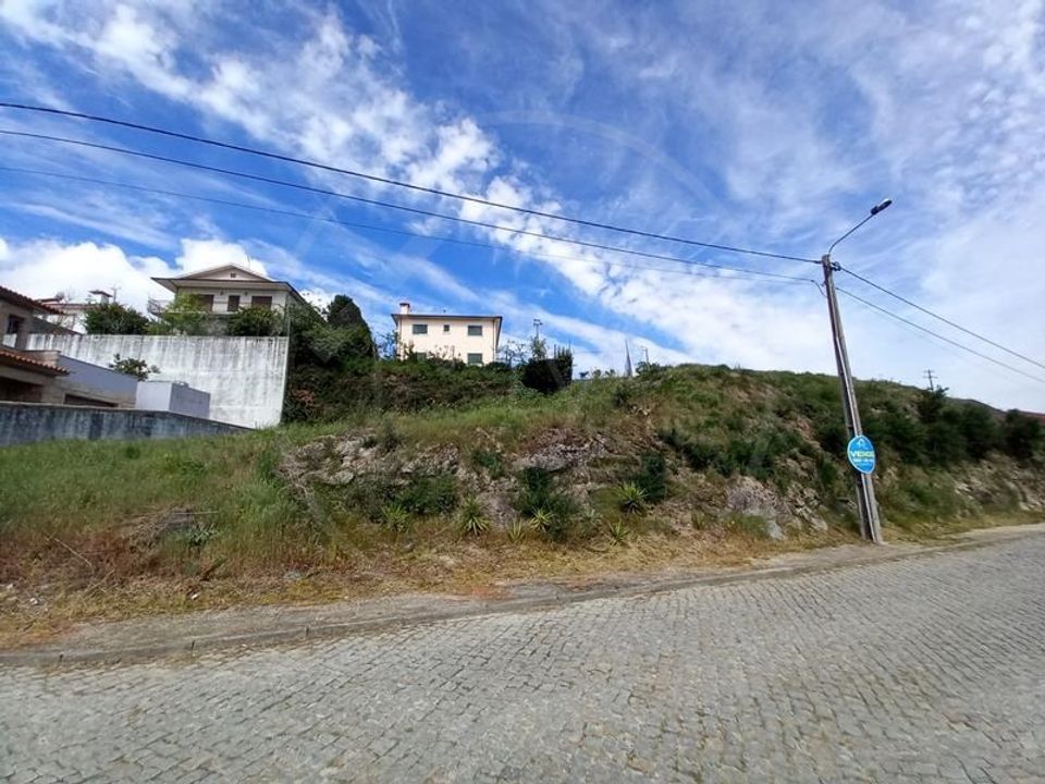 Helårsgrund i Airaes, Porto - foto 1
