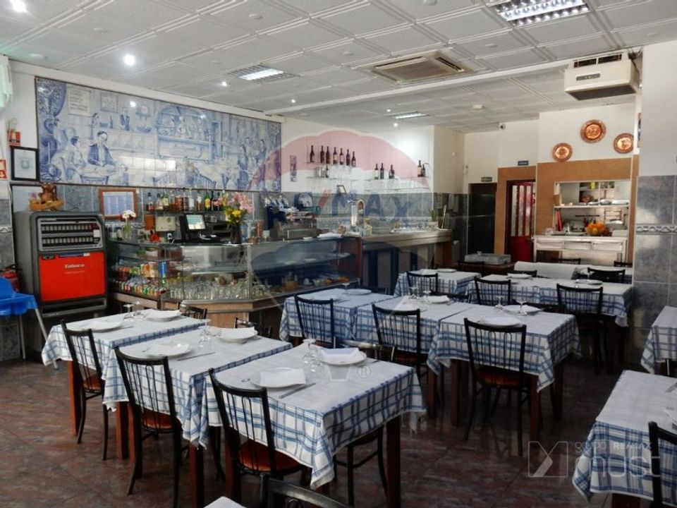 Erhvervsejendom i Belas, Lisbon - foto 2