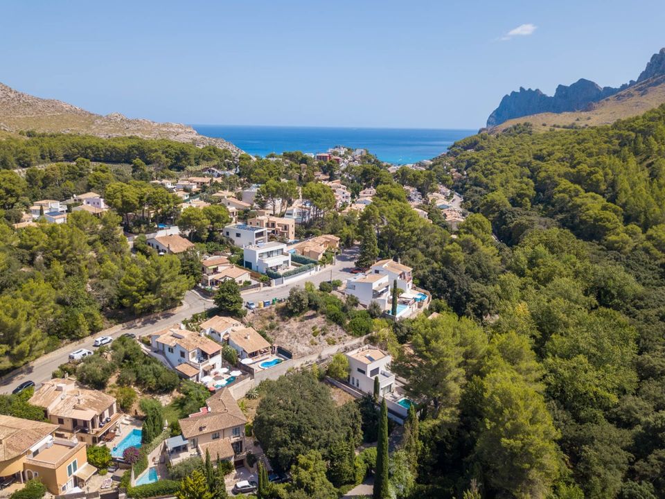 Terra a Cala Sant Vicenc (Pollenca), Mallorca - foto 1