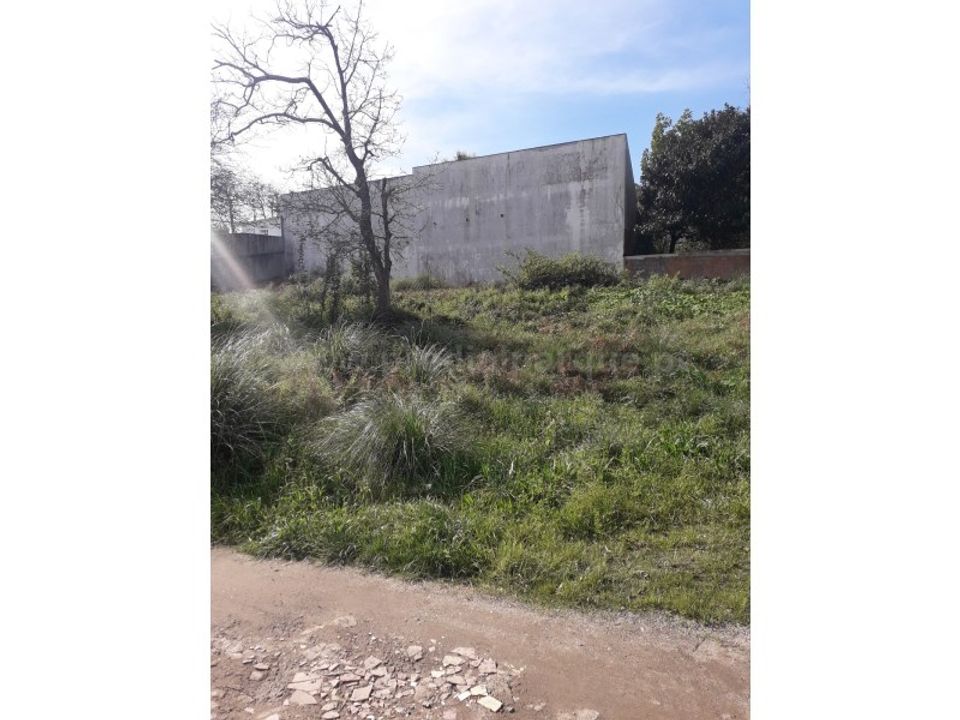 Helårsgrund i Gulpilhares e Valadares, Porto - foto 1
