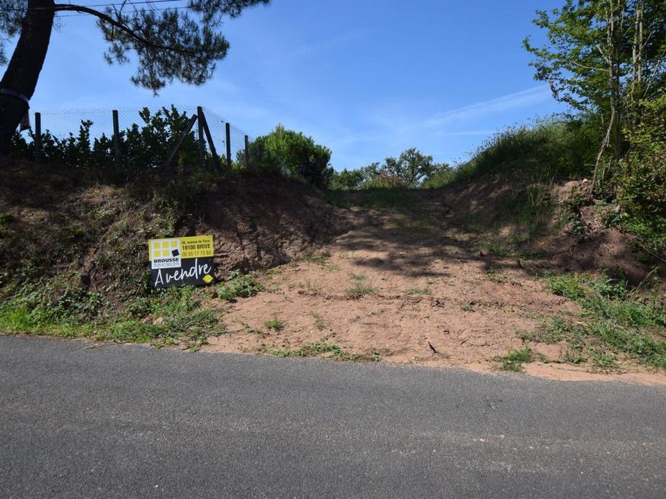Terra a Dampniat, Correze - foto 1