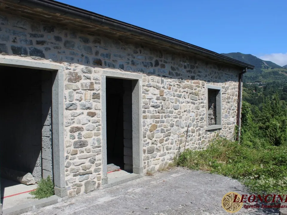 Landejendom i Zeri, Massa and Carrara - foto 4