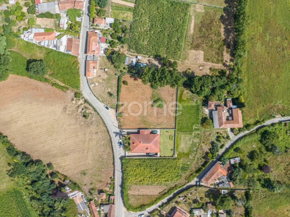 Helårsgrund i Grijo, Porto - foto 1