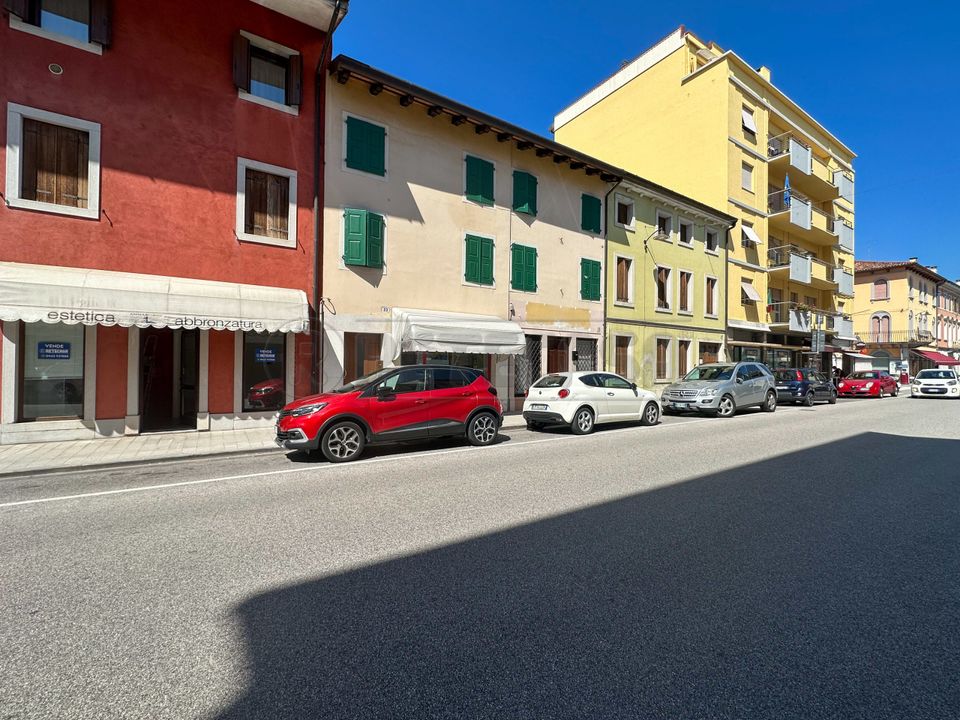 Erhvervsejendom i Palmanova, Udine - foto 1