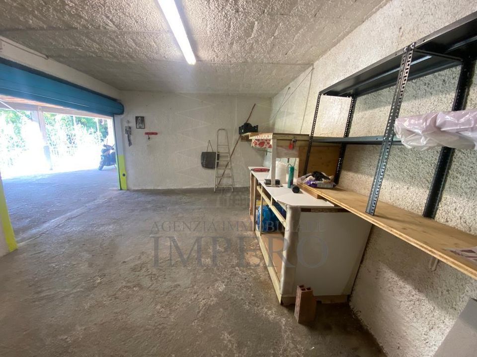 Garage i Ventimiglia, Imperia - foto 1
