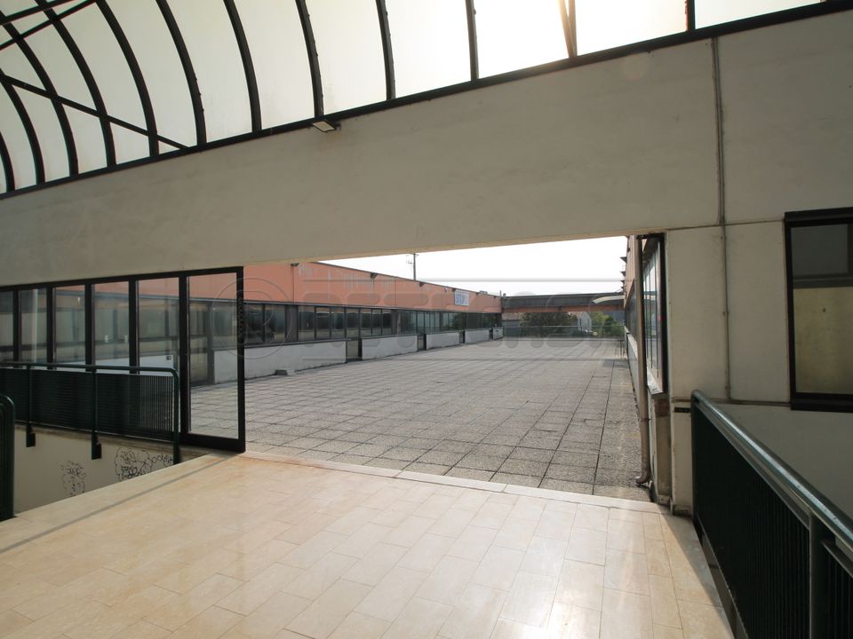 Erhvervsejendom i Zermeghedo, Vicenza - foto 4