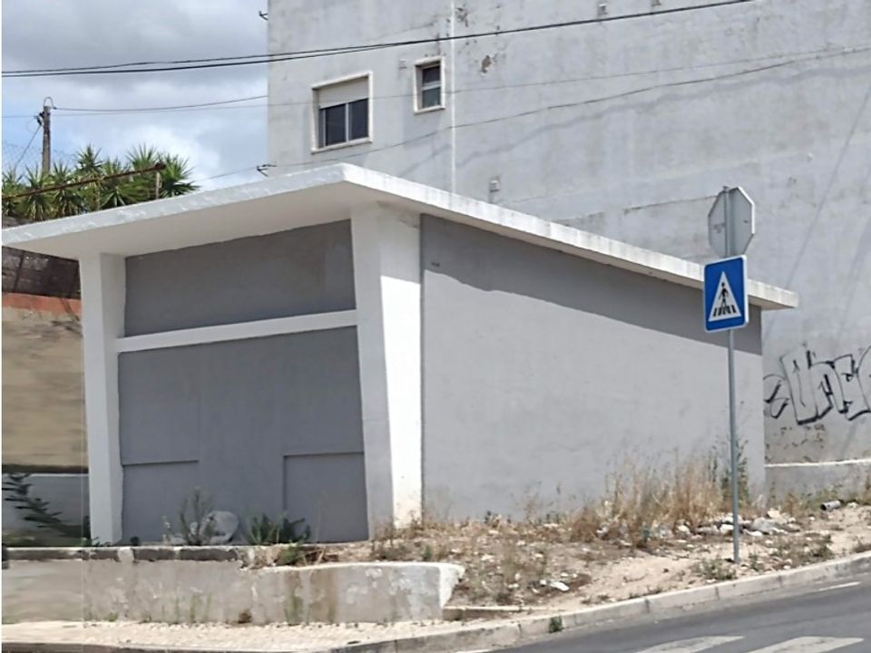 Erhvervsejendom i Odivelas, Lisbon - foto 1