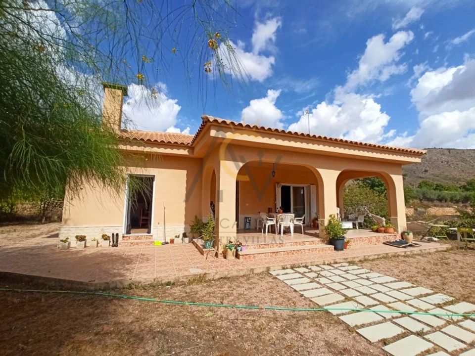 Villa i Hondon De Las Nieves, Alicante - foto 1