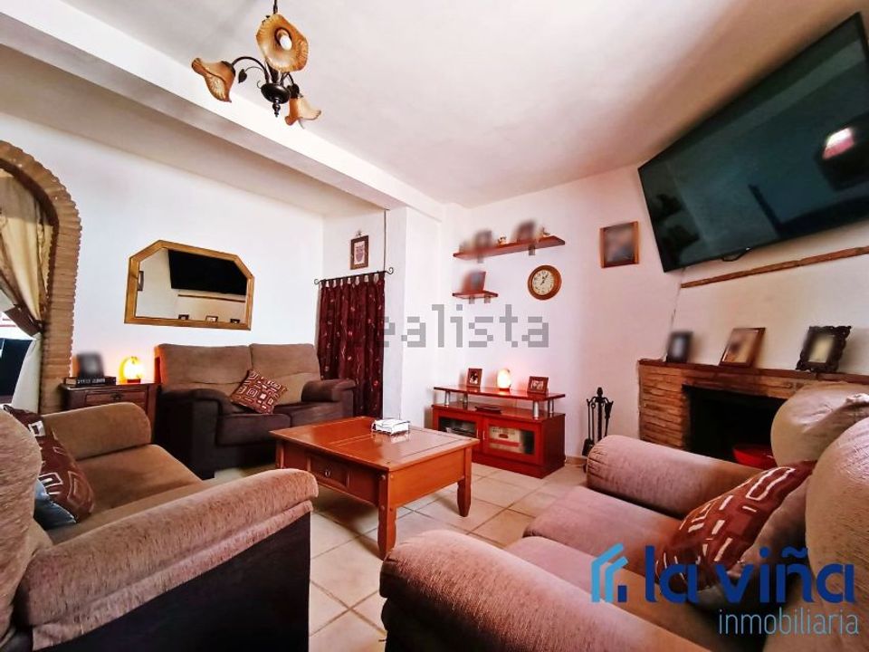 Villa in Badolatosa, Sevilla - foto 4