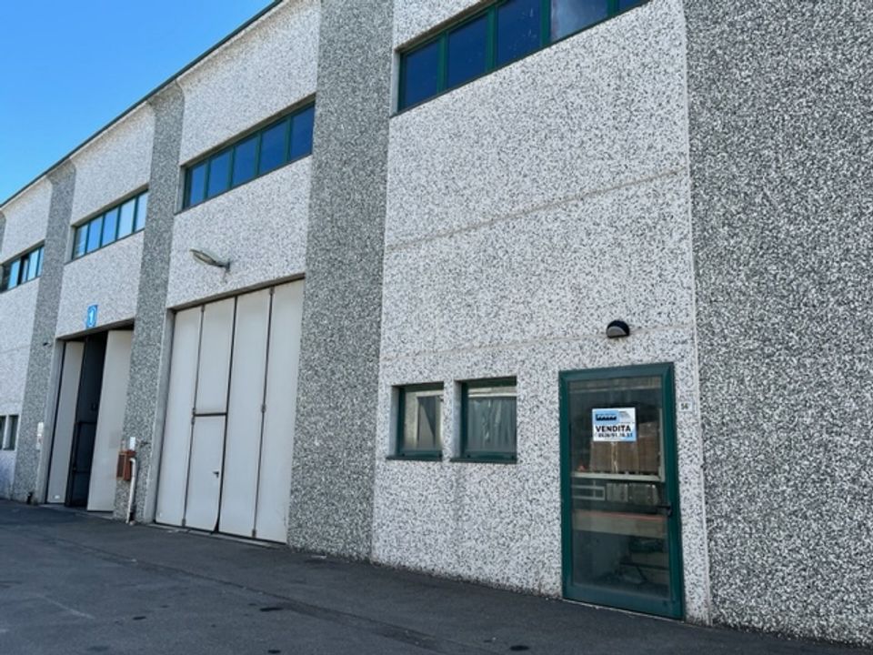Erhvervsejendom i Rubiera, Reggio Emilia - foto 1
