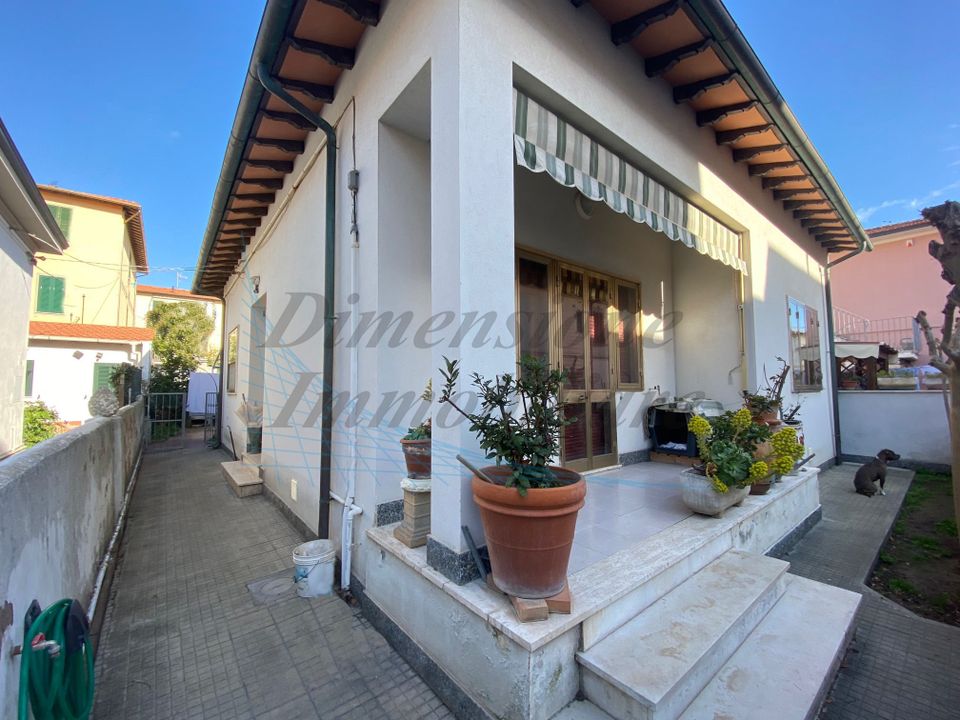 Villa i Rosignano Marittimo, Livorno - foto 1