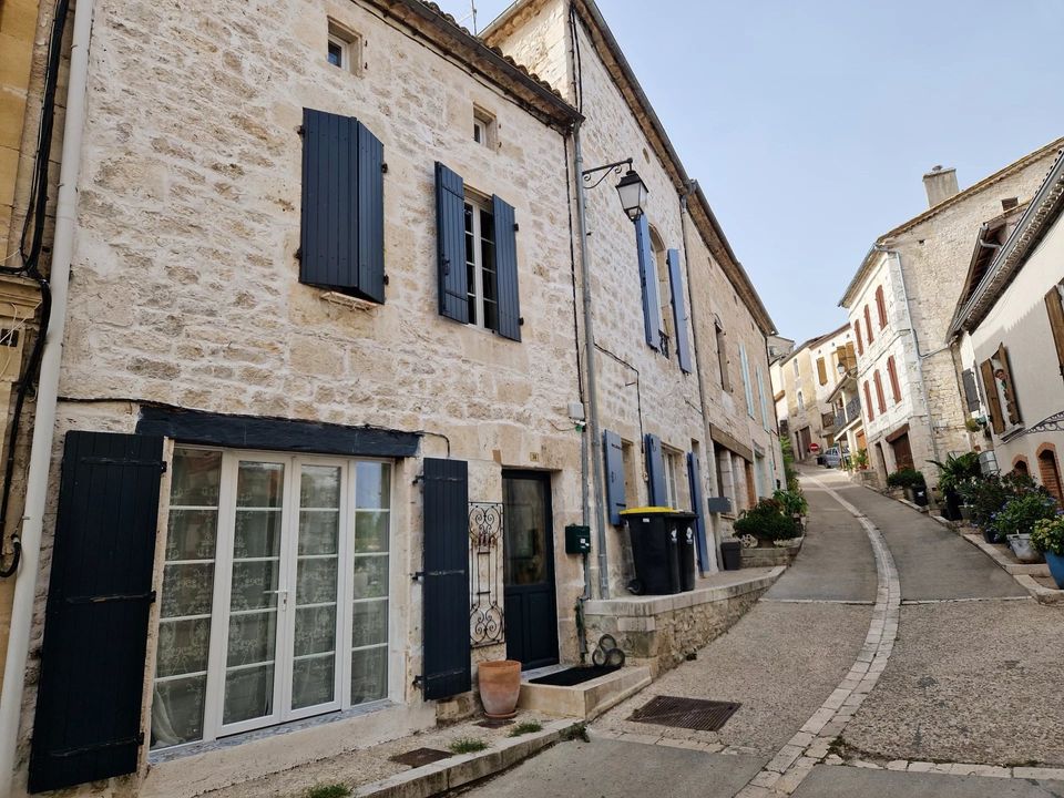 Landsbyhus i Montaigu-de-Quercy, Tarn-et-Garonne - bilde 1
