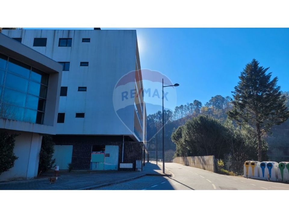 Commercial property in Moimenta, Braga - photo 5