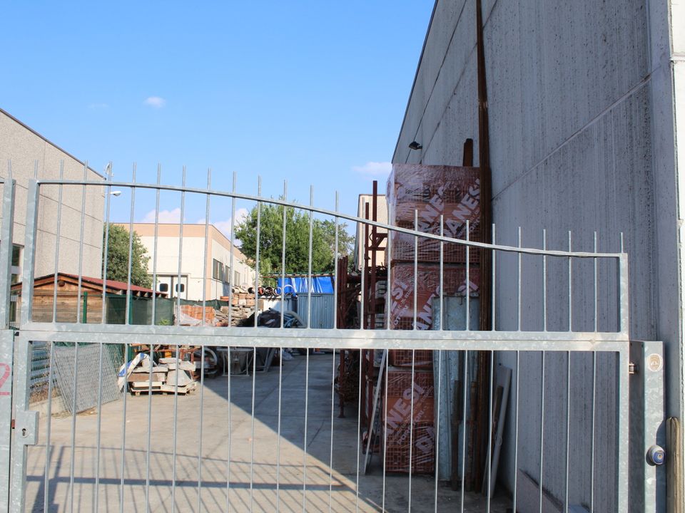 Erhvervsejendom i Cavriago, Reggio Emilia - foto 2