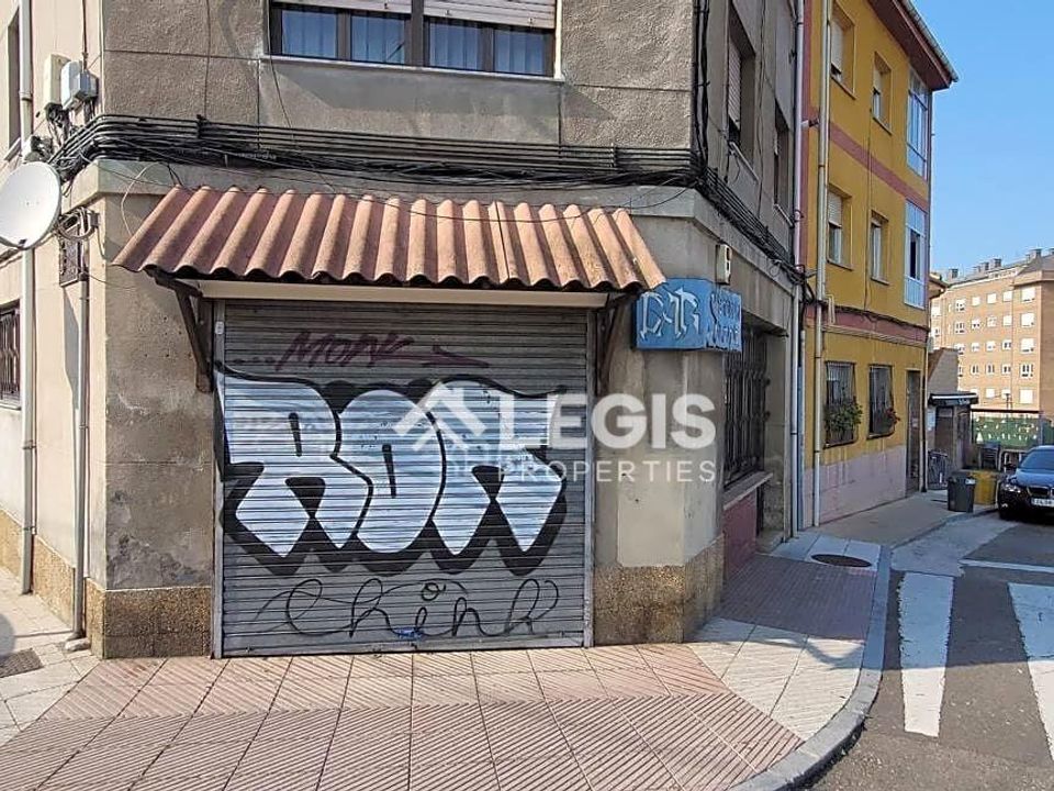 Erhvervsejendom i Oviedo, Asturias - foto 2