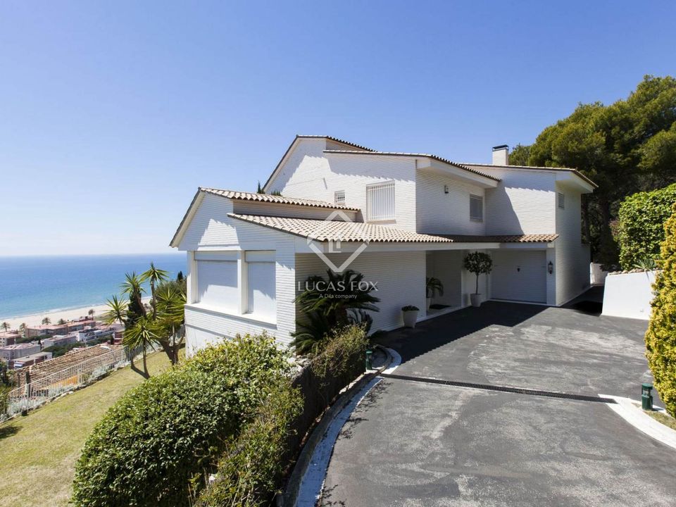 Villa i Castelldefels, Barcelona - foto 1