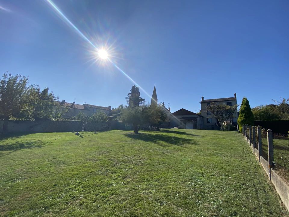 Landsbyhus i Le Dorat, Haute-Vienne - foto 2
