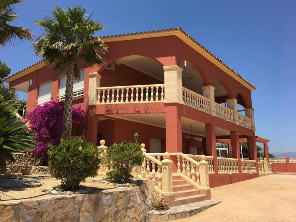 Villa i Alfaz del Pi, Alicante - foto 1
