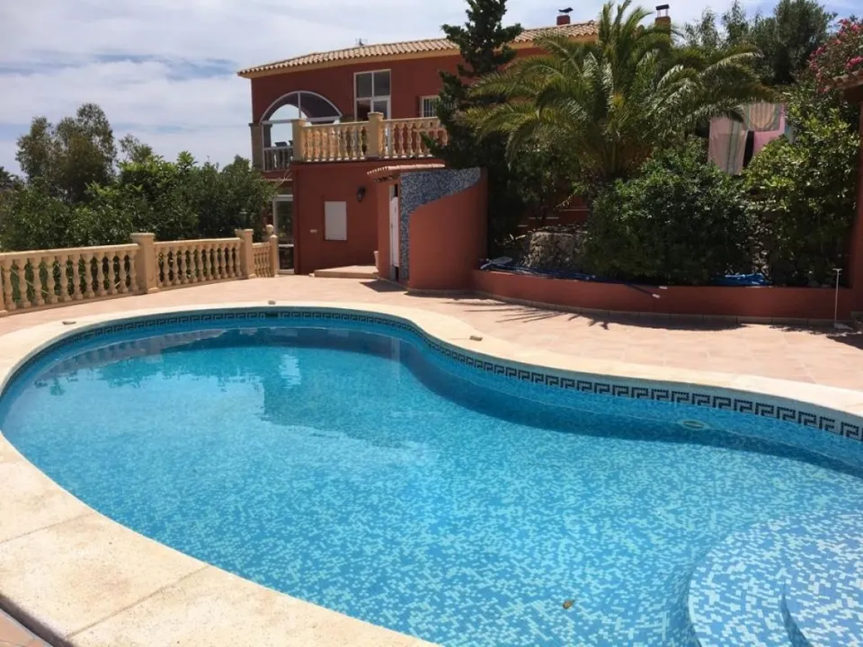 Villa i Alfaz del Pi, Alicante - foto 2