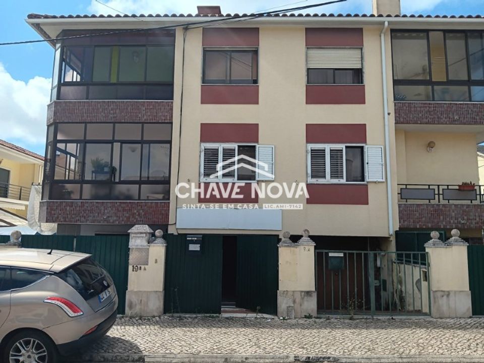 Erhvervsejendom i Corroios, Setubal - foto 1