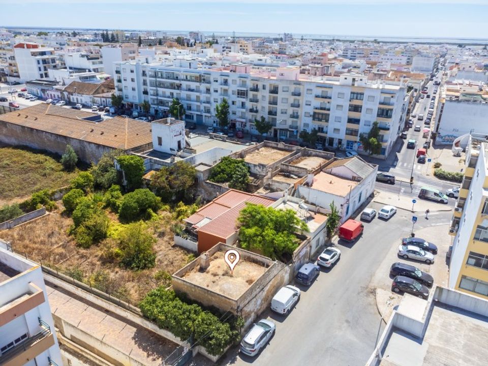 Helårsgrund i Quelfes, Faro - foto 1