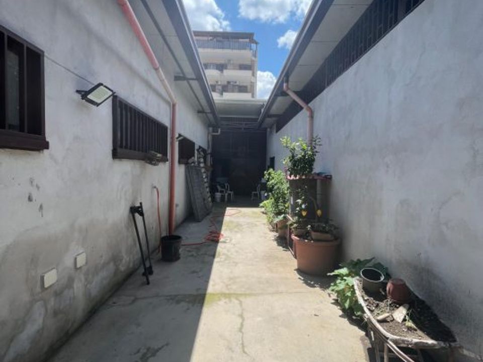 Propriedade comercial em Afragola, Naples - foto 2