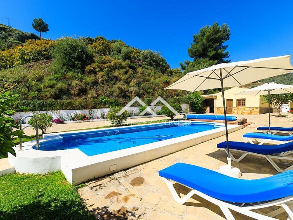 Villa i Nerja, Malaga - foto 1