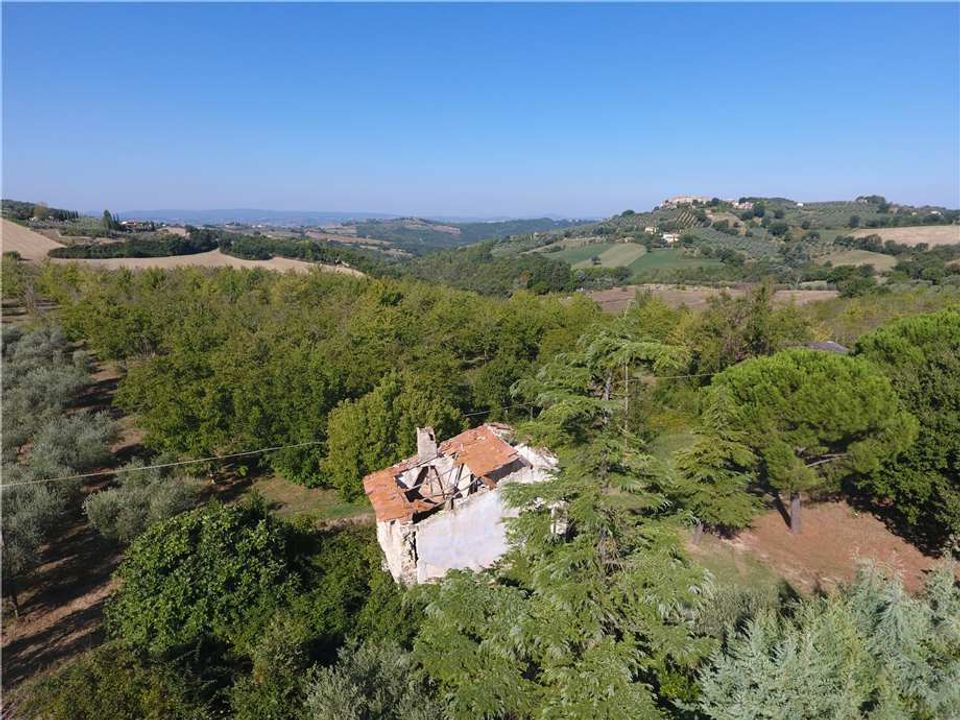 Masia a Gualdo Cattaneo, Perugia - foto 1
