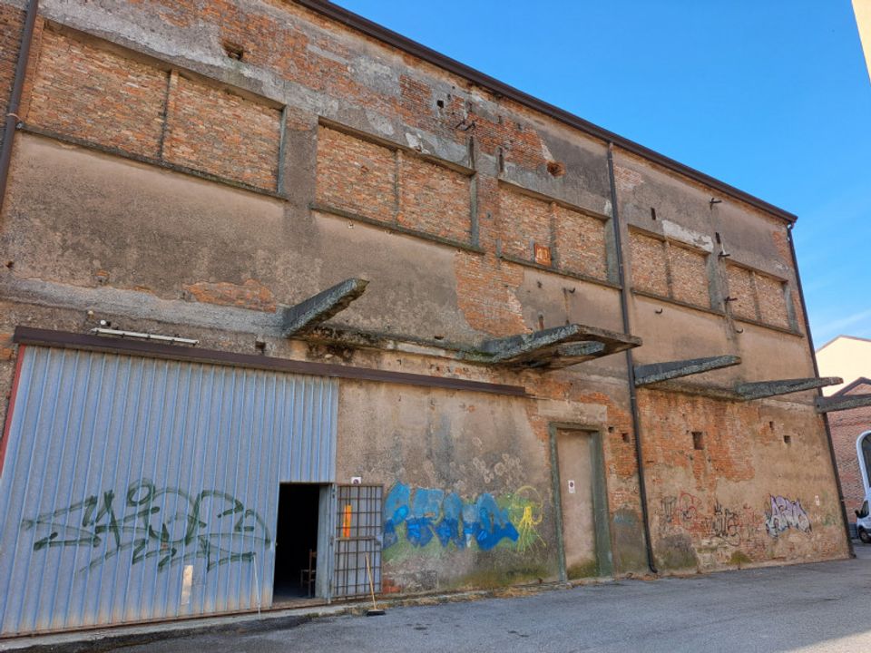 Erhvervsejendom i Cavarzere, Venice - foto 1
