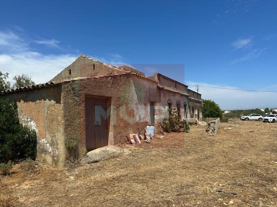 Helårsgrund i Quelfes, Faro - foto 1