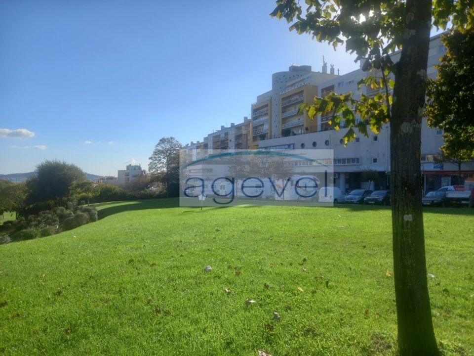 Erhvervsejendom i Alges, Lisbon - foto 3