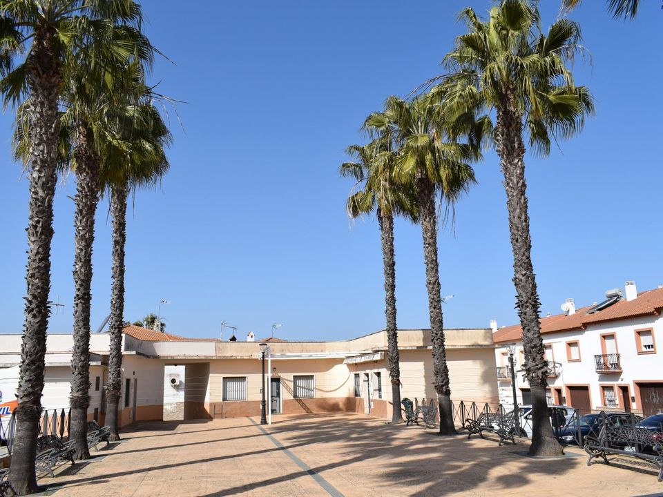 Erhvervsejendom i San Bartolome De La Torre, Huelva - foto 4